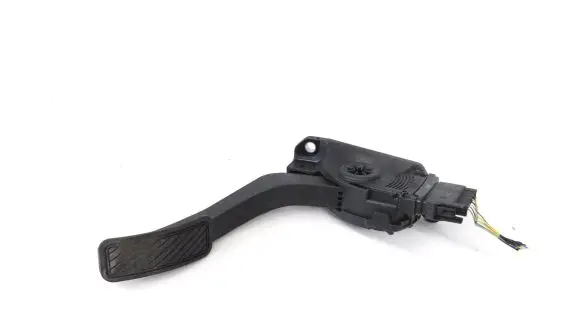 Ford Fiesta Accelerator throttle pedal 8V219F836AC