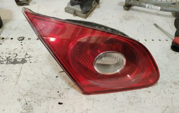 Volkswagen PASSAT CC Tailgate rear/tail lights 27109002