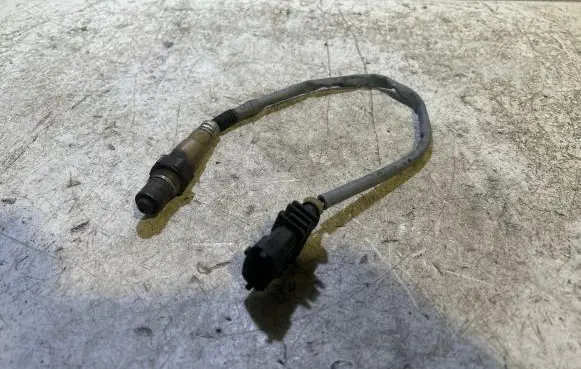 Opel Astra J Lambda probe sensor 55563348 457111 058012121