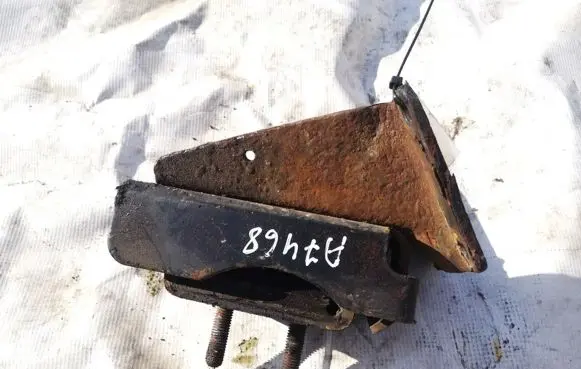 Iveco Daily 40.8 Engine mount bracket