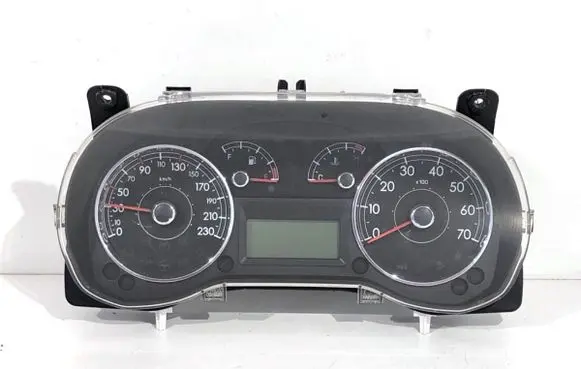 Speedometer (instrument cluster)