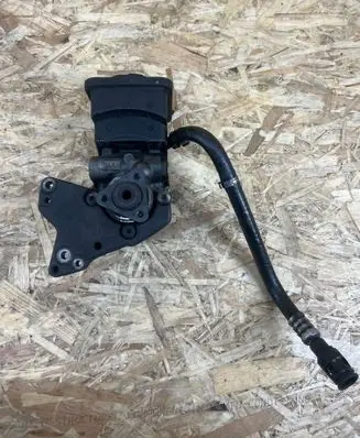BMW 5 E60 E61 Power steering pump 7693974101 6760856010