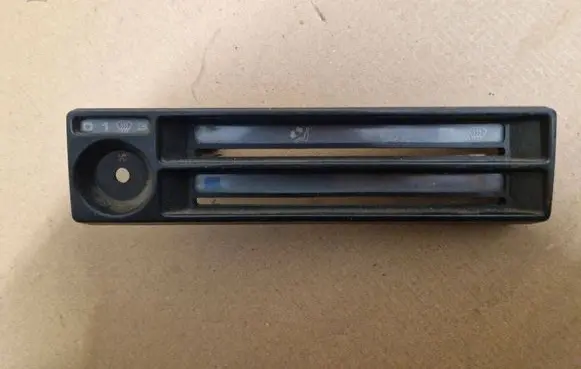 Volkswagen Jetta II Climate control/heater control trim 992396164 191919383