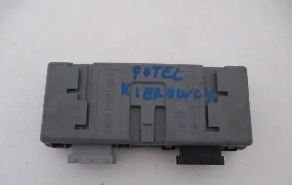 Peugeot 607 Seat control module 9638960380