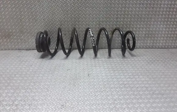 Volkswagen Polo Rear coil spring