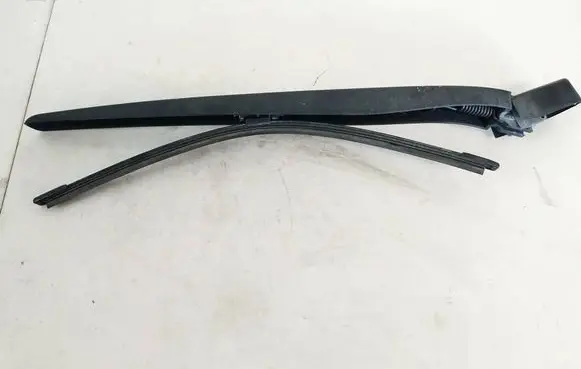 BMW 5 F10 F11 Rear wiper blade arm 61627207042
