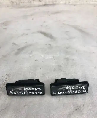 Opel Grandland X Number plate light A045496