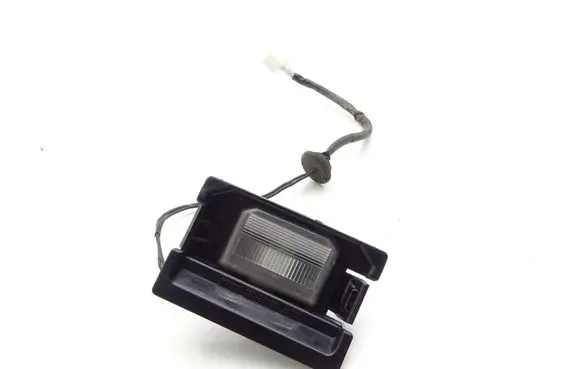 Nissan Patrol Y61 Number plate light part-00571