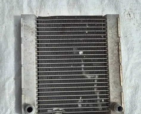 Mercedes-Benz A W176 Coolant radiator A0995003203