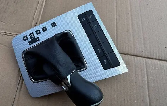 Skoda Octavia Mk3 (5E) Gear shift rod 