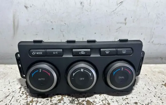 Mazda 6 Climate control unit 61190B 88522EB169 T1005815J