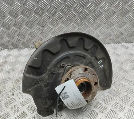 Volkswagen Caddy Front wheel hub 5R3407256A