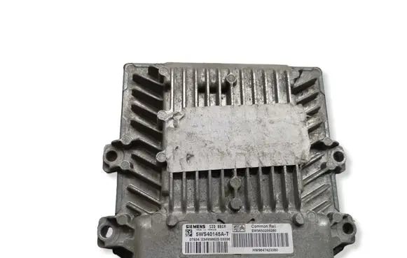 Peugeot 307 Engine control unit/module 9653205380 5WS40145AT 9647423380