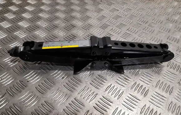 Audi A3 S3 8V Lift Jack 8V0011031A