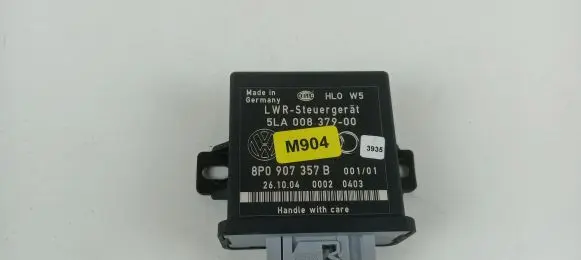 Audi A4 S4 B7 8E 8H Light module LCM 8P0907357B M904