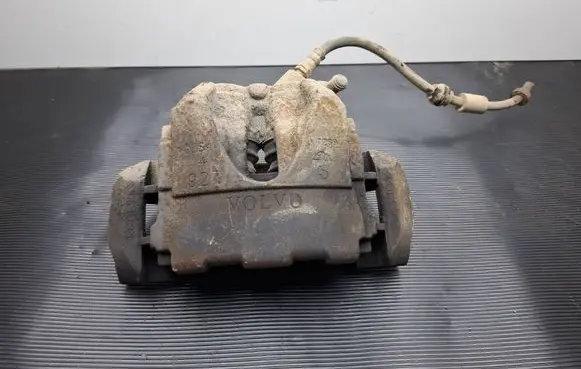 Volvo XC60 Front brake caliper 927