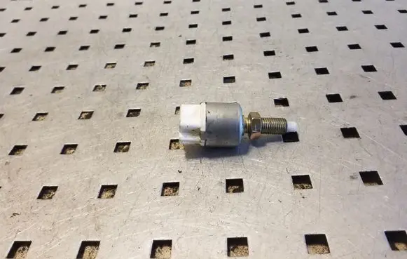 Clutch pedal sensor