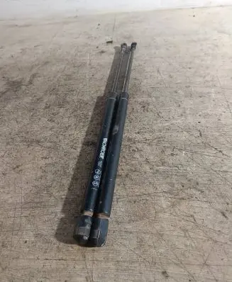 Audi A3 S3 8L Tailgate strut 