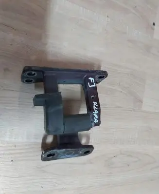 Toyota FJ cruiser Tailgate/trunk/boot hinge