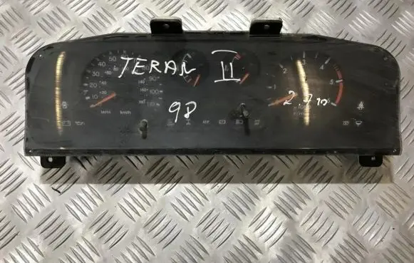 Nissan Terrano Speedometer (instrument cluster)