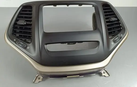 Jeep Cherokee Radio/GPS head unit trim P68164099AB