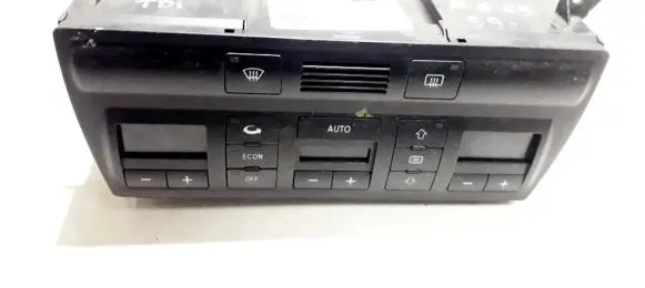 Audi A6 S6 C5 4B Climate control unit 4b0820043f 5hb007604-4
