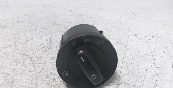 Volkswagen PASSAT B6 Light switch