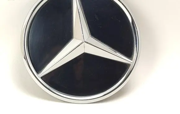 Mercedes-Benz C W205 Manufacturer badge logo/emblem 0008881000