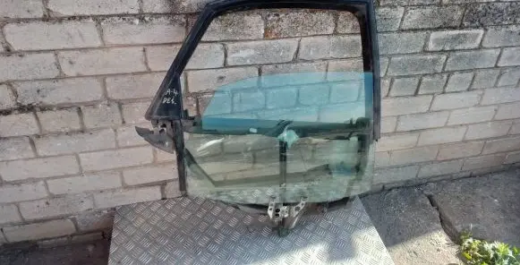 Audi A4 S4 B5 8D Rear door manual window regulator 