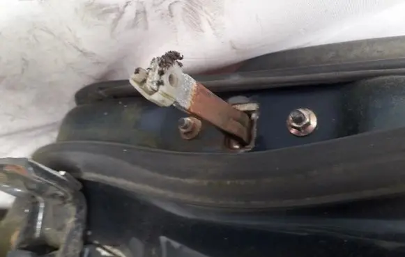 Mazda 626 Rear door check strap stopper