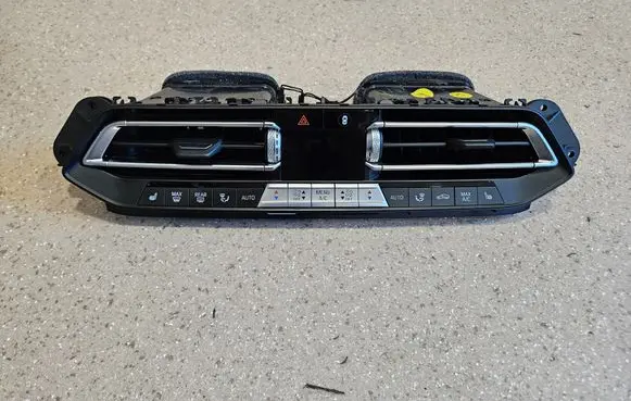 BMW X5 G05 Climate control unit 5A1D402
