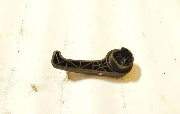 Engine bonnet (hood) release handle