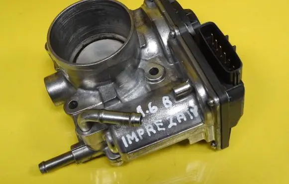 Subaru Impreza IV Throttle body valve 16112AA390