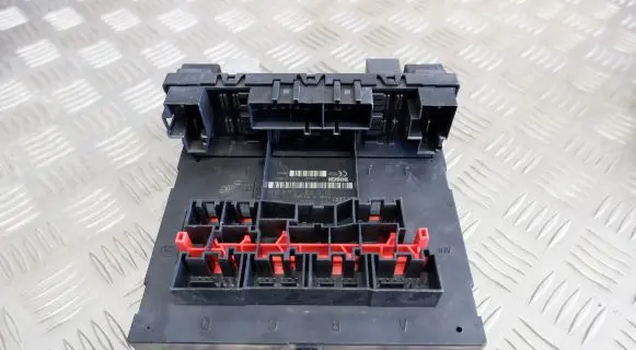 Volkswagen Tiguan Comfort/convenience module 3C0937049AH