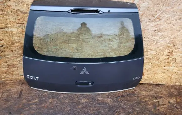 Mitsubishi Colt Tailgate/trunk/boot lid