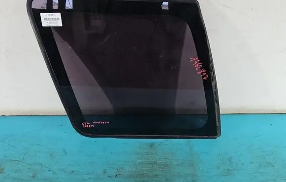 Opel Monterey Rear side window IMPRK1462817