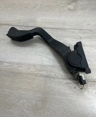 Citroen C2 Accelerator throttle pedal F00C3E2429 0280752251 9646702180