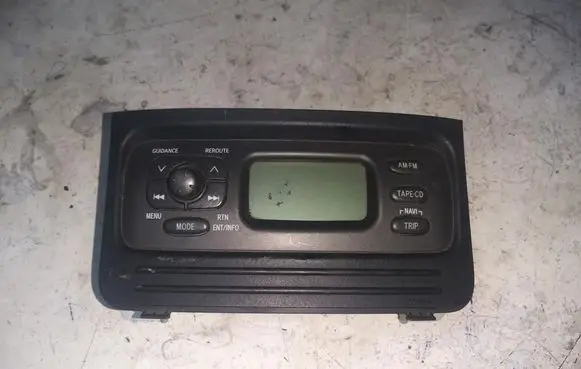 Toyota Avensis Verso HiFi Audio sound control unit 8611052030