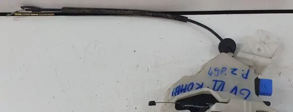 Volkswagen Golf VI Rear door lock 7L0839016D
