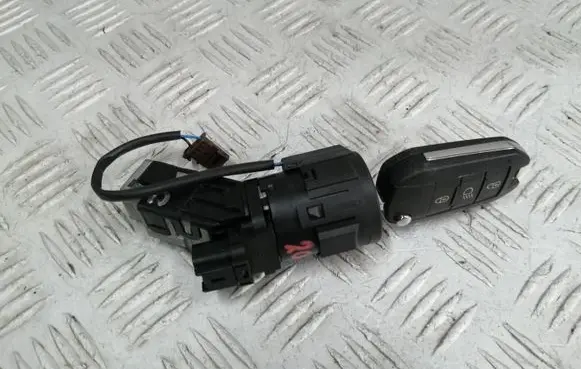 Peugeot 2008 I Ignition lock