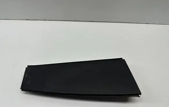 Chrysler Pacifica Tailgate trim 68259788AE 68259788 RH7128D