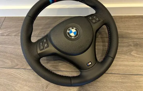 BMW X1 E84 Steering wheel