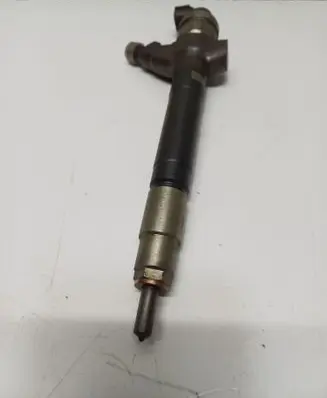 Fuel injector