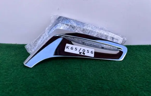 BMW 7 G11 G12 Front arch trim 51137347377