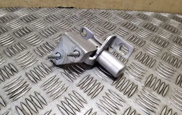 Rear door upper hinge