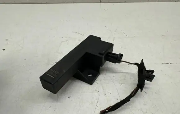 Audi A8 S8 D4 4H Keyless (KESSY) go control unit/module 8K0907247