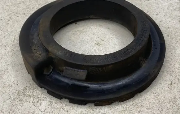 Volvo V70 Rear coil spring rubber mount 6G915599BAA
