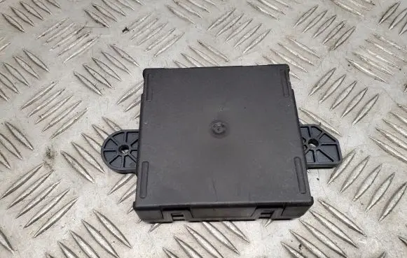 Dodge Durango III Door control unit/module 68316560AB