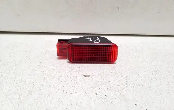 Audi Q3 8U Front door interior light 6Y0947411