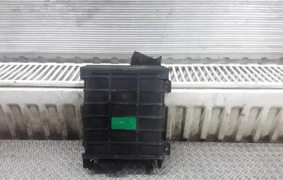 Volkswagen Golf II Engine control unit/module 0280800104 811906264